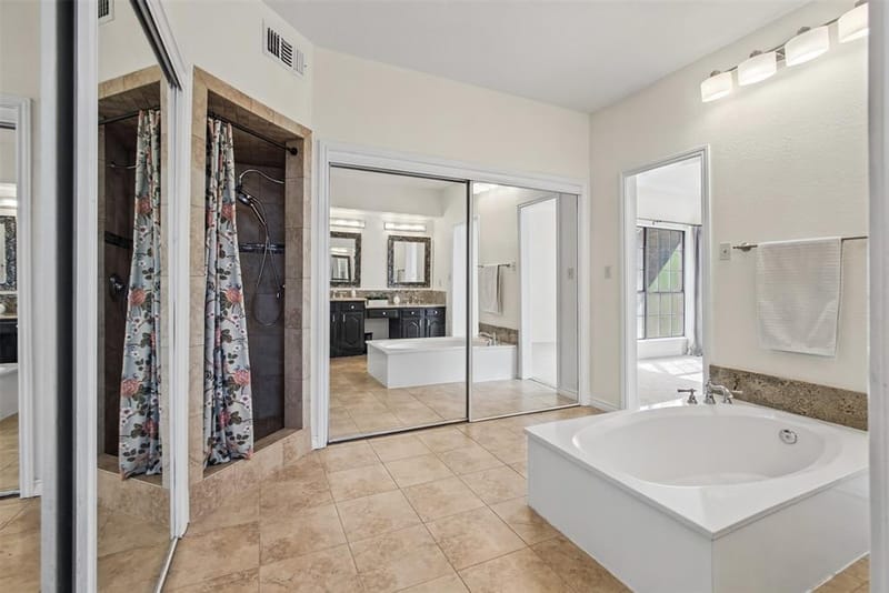 7449 Courtside Drive, Garland TX 75044 - Photo 23