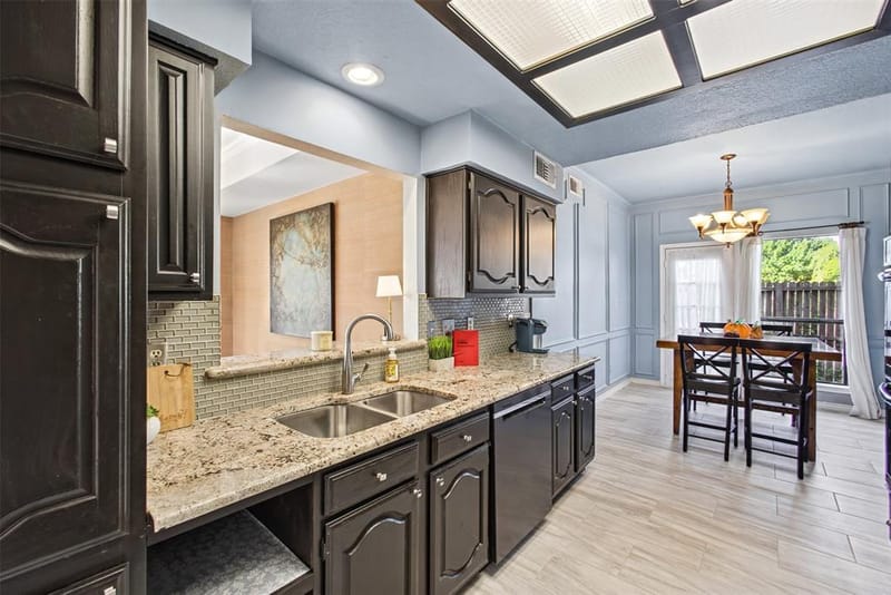 7449 Courtside Drive, Garland TX 75044 - Photo 17