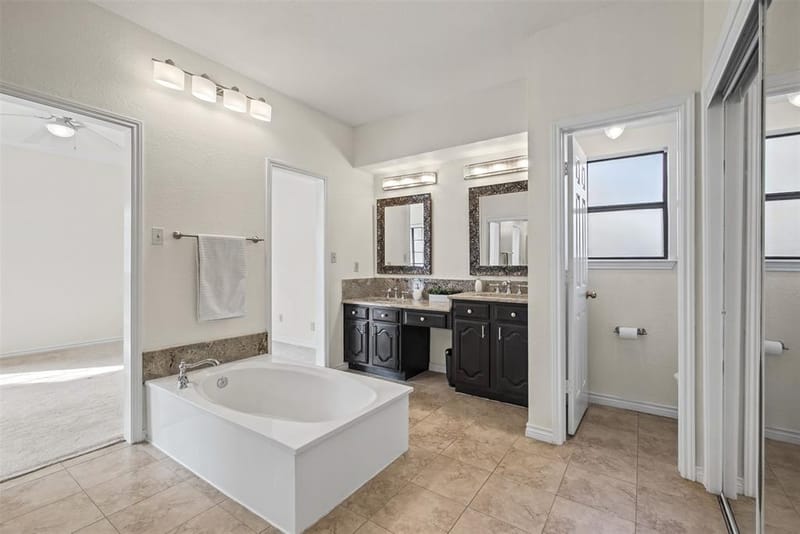 7449 Courtside Drive, Garland TX 75044 - Photo 22
