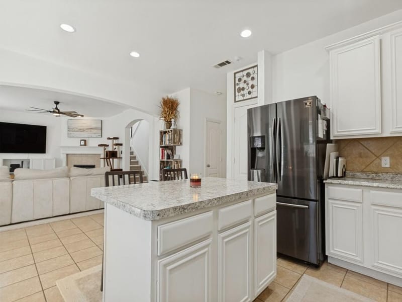810 Grove Drive, Garland TX 75040 - Photo 10