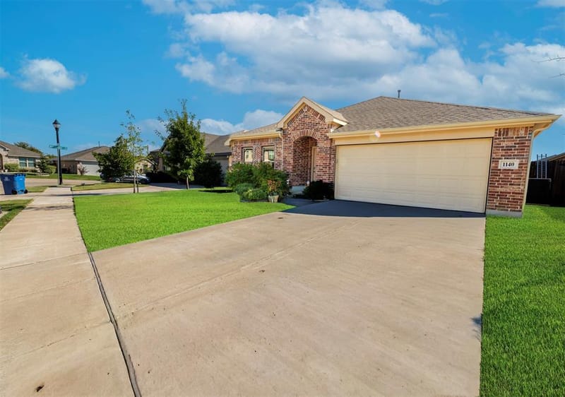 1140 Nighthawk Trail, Alvarado TX 76009 - Photo 2