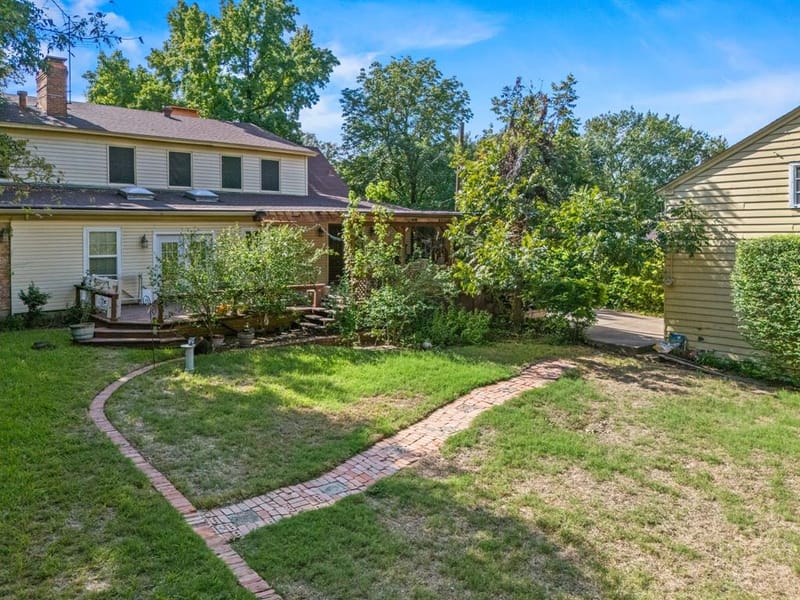 1513 Francis Street, Carrollton TX 75006 - Photo 9