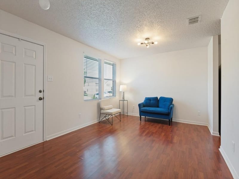2043 Cap Rock Lane, Grand Prairie TX 75052 - Photo 6