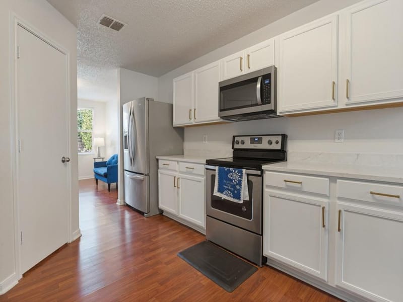 2043 Cap Rock Lane, Grand Prairie TX 75052 - Photo 9