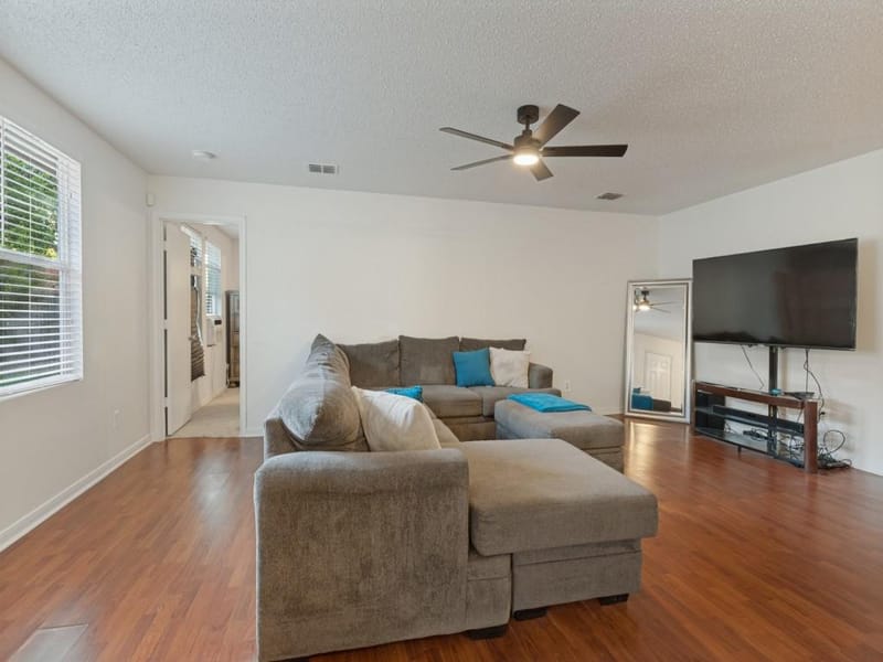 2043 Cap Rock Lane, Grand Prairie TX 75052 - Photo 4