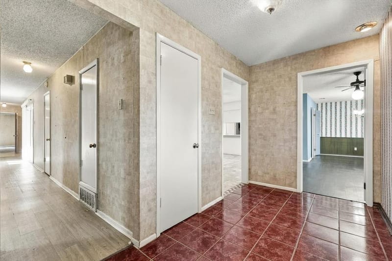 1110 Tipton Road, Irving TX 75060 - Photo 6