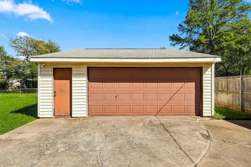 1110 Tipton Road, Irving TX 75060 - Photo 26