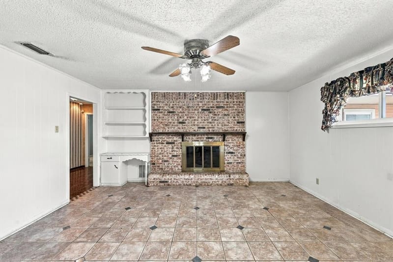 1110 Tipton Road, Irving TX 75060 - Photo 3