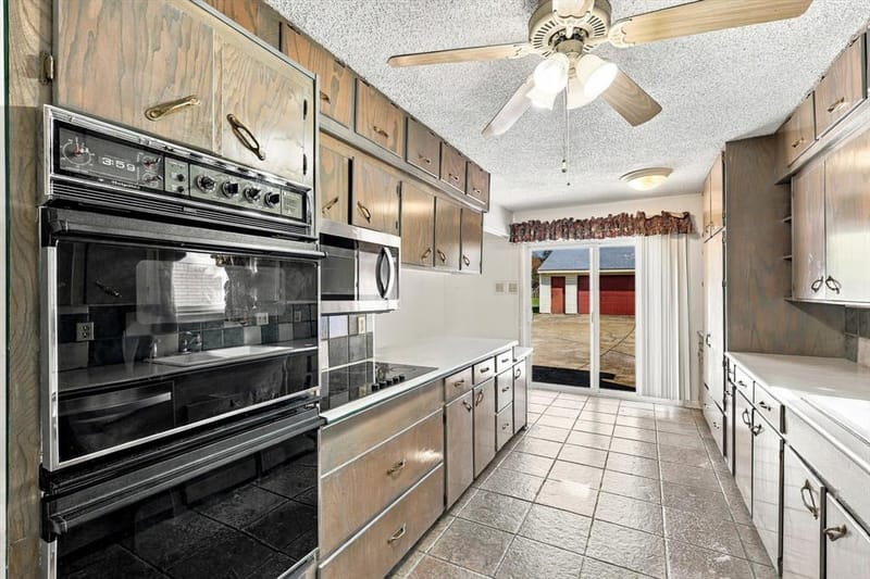 1110 Tipton Road, Irving TX 75060 - Photo 9