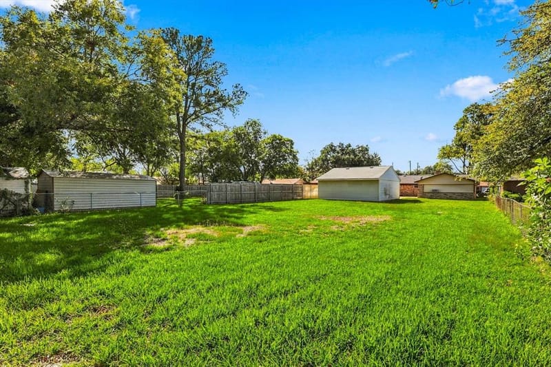 1110 Tipton Road, Irving TX 75060 - Photo 24