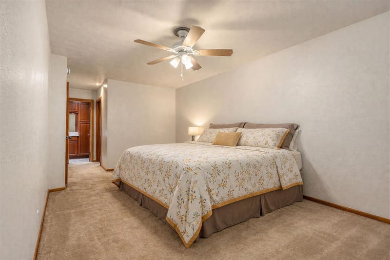 920 Avenue C, Lacy Lakeview TX 76705 - Photo 15
