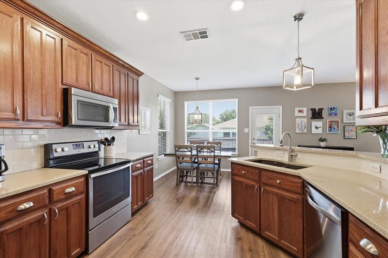 100 Chinos Trail, Justin TX 76247 - Photo 13