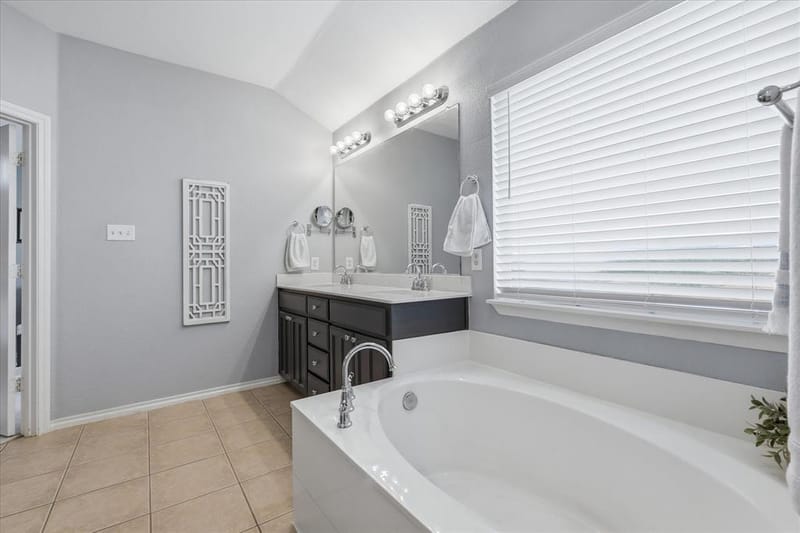 100 Chinos Trail, Justin TX 76247 - Photo 25