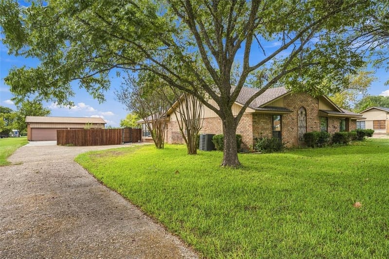 741 S 1st Street, Hewitt TX 76643 - Photo 2