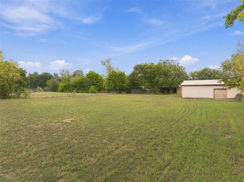 741 S 1st Street, Hewitt TX 76643 - Photo 37