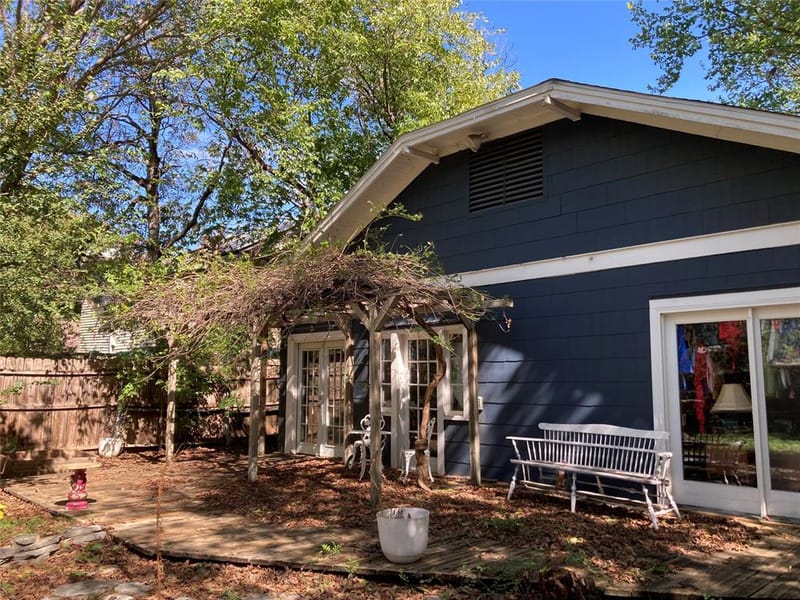 1409 N Austin Street, Denton TX 76201 - Photo 2