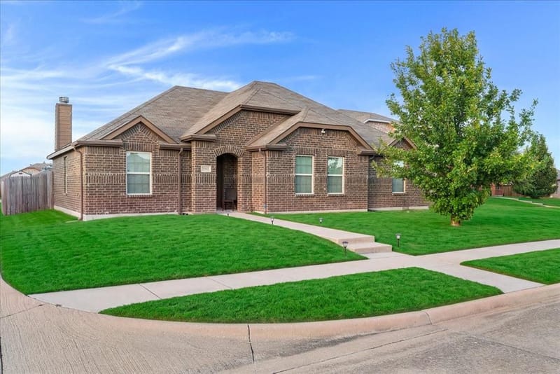 1985 Harbor Court, Lancaster TX 75146 - Photo 27