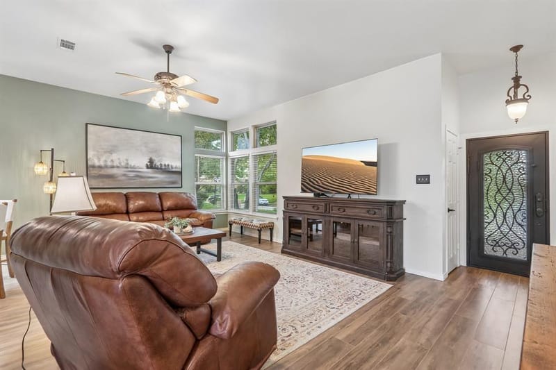 2031 Greenstone Trail, Carrollton TX 75010 - Photo 4
