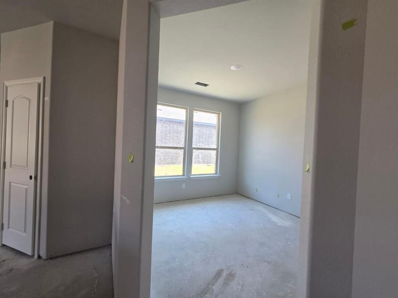 808 Silverleaf Drive, Ennis TX 75119 - Photo 6