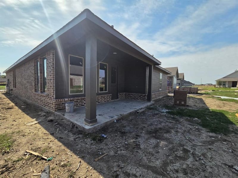 808 Silverleaf Drive, Ennis TX 75119 - Photo 10