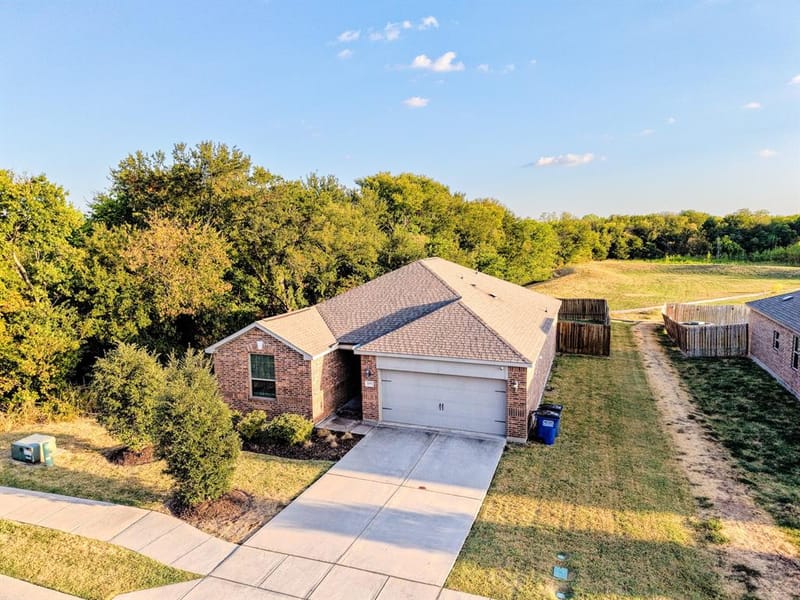1401 Park Trails Boulevard, Princeton TX 75407