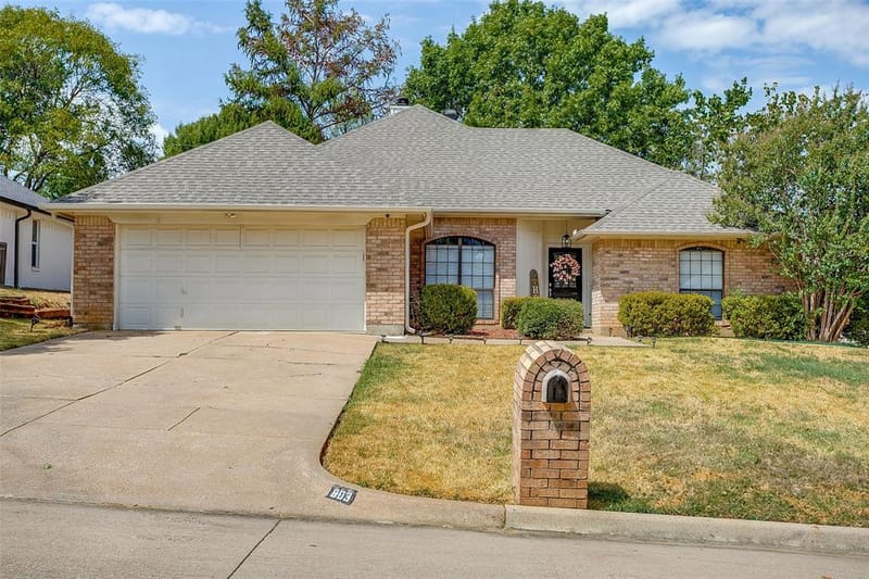 803 Water View Drive, Mansfield TX 76063