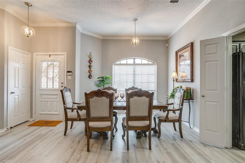 803 Water View Drive, Mansfield TX 76063 - Photo 5