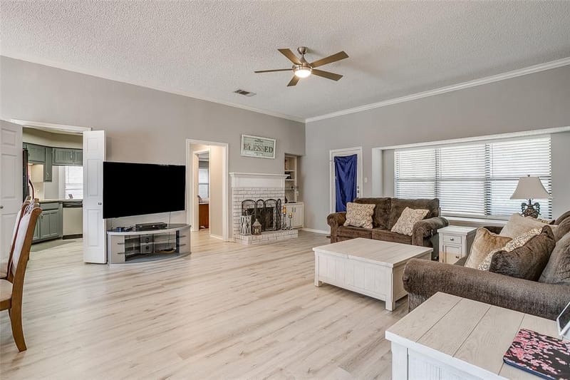 803 Water View Drive, Mansfield TX 76063 - Photo 8