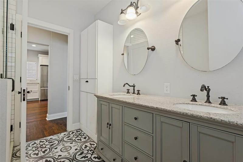 1221 Main Street, Garland TX 75040 - Photo 13
