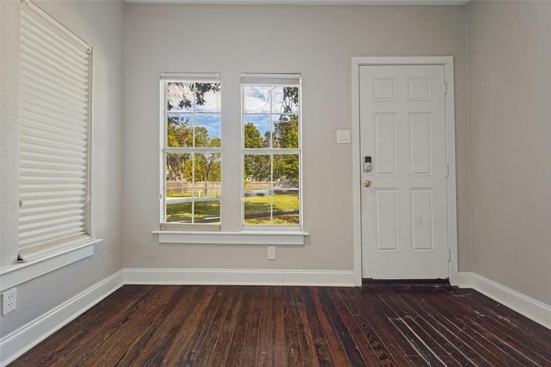 1221 Main Street, Garland TX 75040 - Photo 9