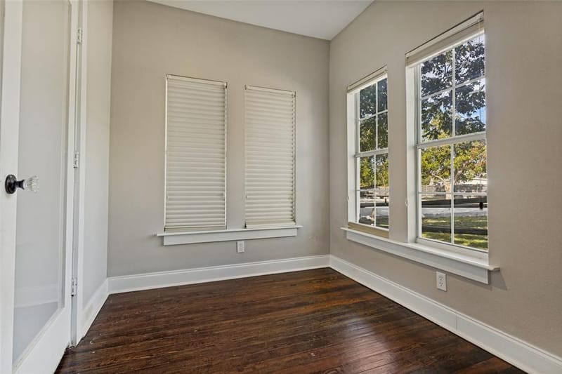 1221 Main Street, Garland TX 75040 - Photo 10