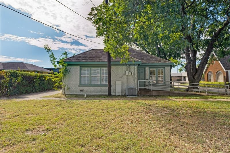 1221 Main Street, Garland TX 75040 - Photo 21