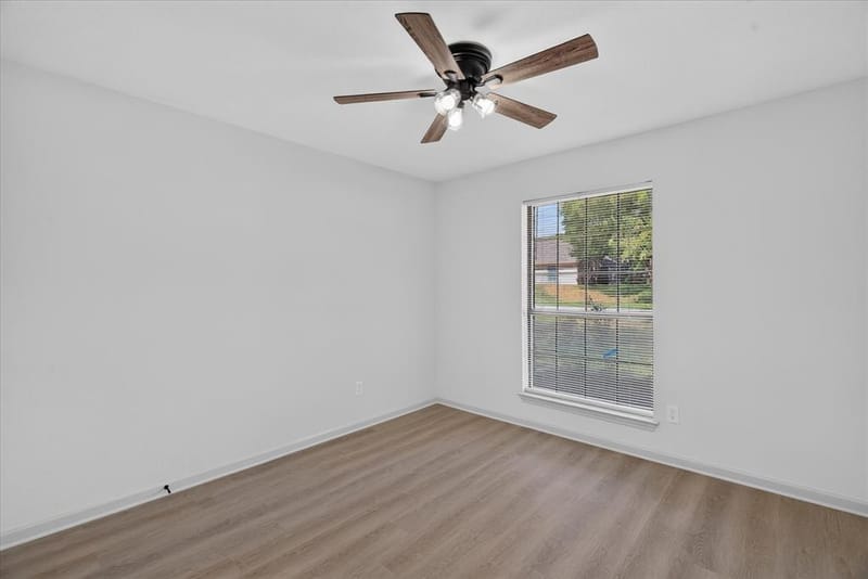 10117 Stoneleigh Drive, Benbrook TX 76126 - Photo 22