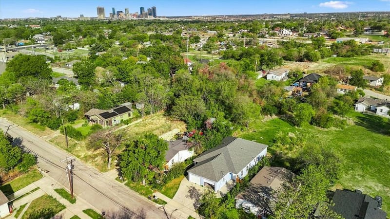 2023 E Myrtle Street, Fort Worth TX 76104 - Photo 16