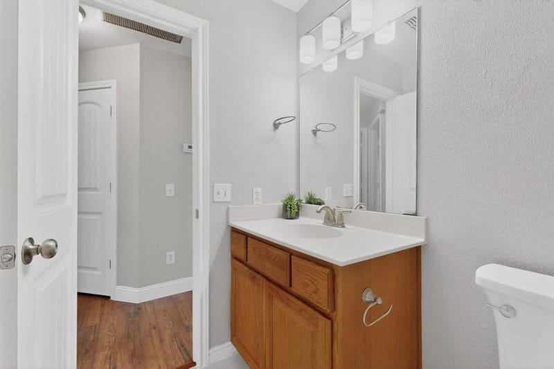 4803 Silver Avenue, Dallas TX 75223 - Photo 14