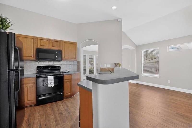4803 Silver Avenue, Dallas TX 75223 - Photo 8