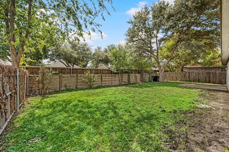 10805 Pebblecreek Court, Benbrook TX 76126 - Photo 21