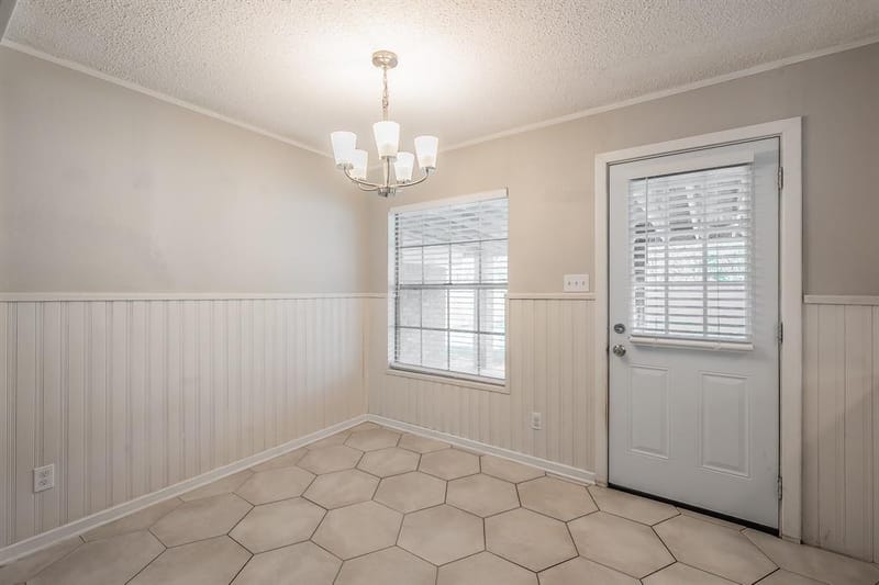 2258 Roberts Cut Off Road, Sansom Park TX 76114 - Photo 7