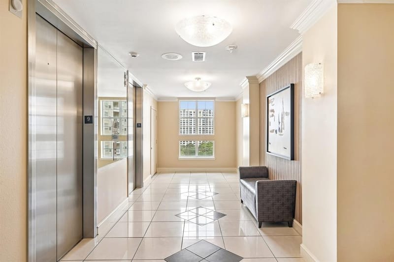 3225 Turtle Creek Boulevard # 914, Dallas TX 75219 - Photo 29