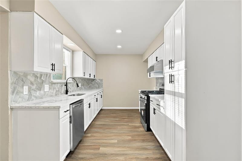 621 NW Barbara Lane, Burleson TX 76028 - Photo 6