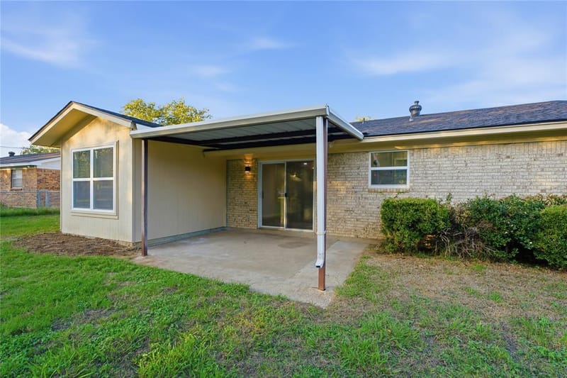621 NW Barbara Lane, Burleson TX 76028 - Photo 28
