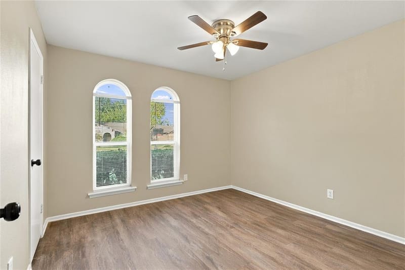 621 NW Barbara Lane, Burleson TX 76028 - Photo 18