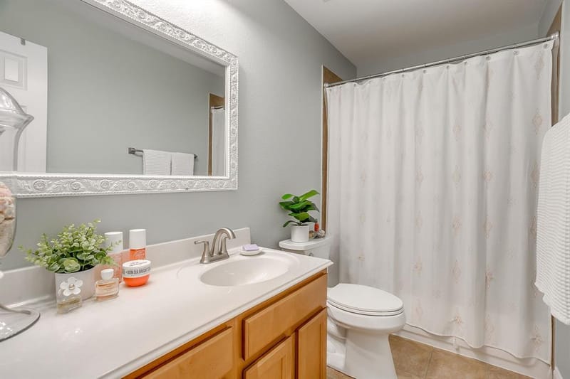 1040 Tara Drive, Burleson TX 76028 - Photo 32