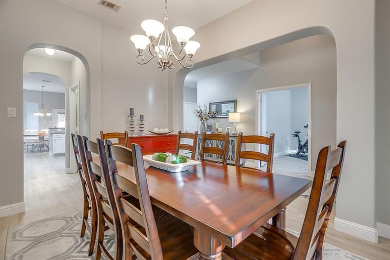 1040 Tara Drive, Burleson TX 76028 - Photo 9