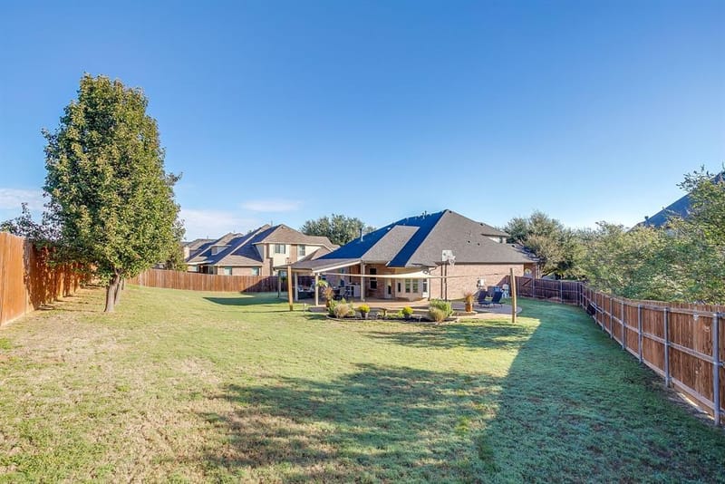 1040 Tara Drive, Burleson TX 76028 - Photo 38