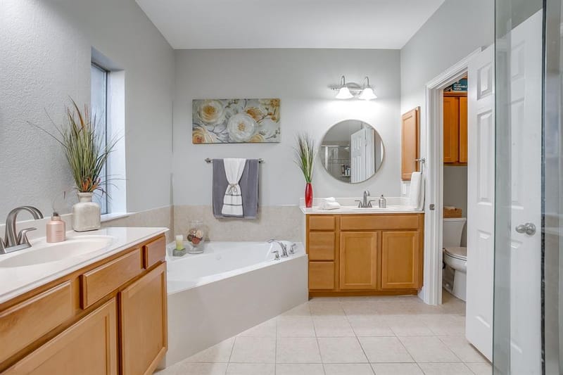 1040 Tara Drive, Burleson TX 76028 - Photo 25