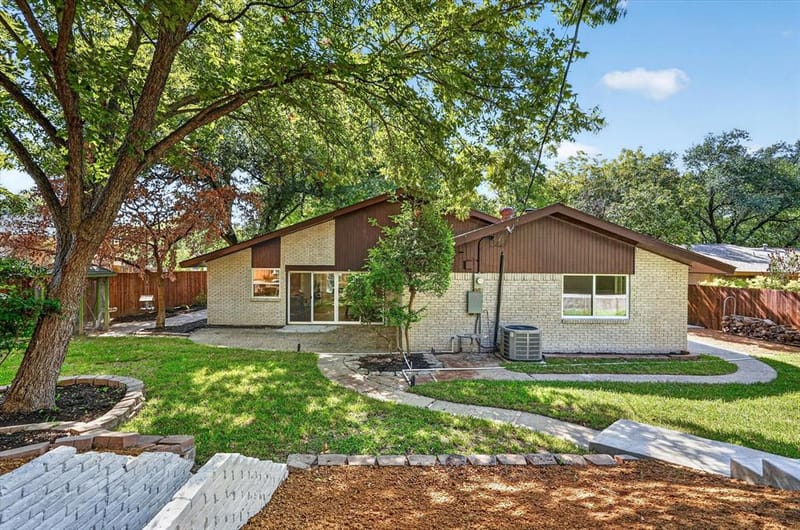 10615 Swallow Lane, Dallas TX 75218 - Photo 27