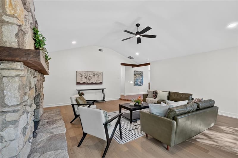 10615 Swallow Lane, Dallas TX 75218 - Photo 6