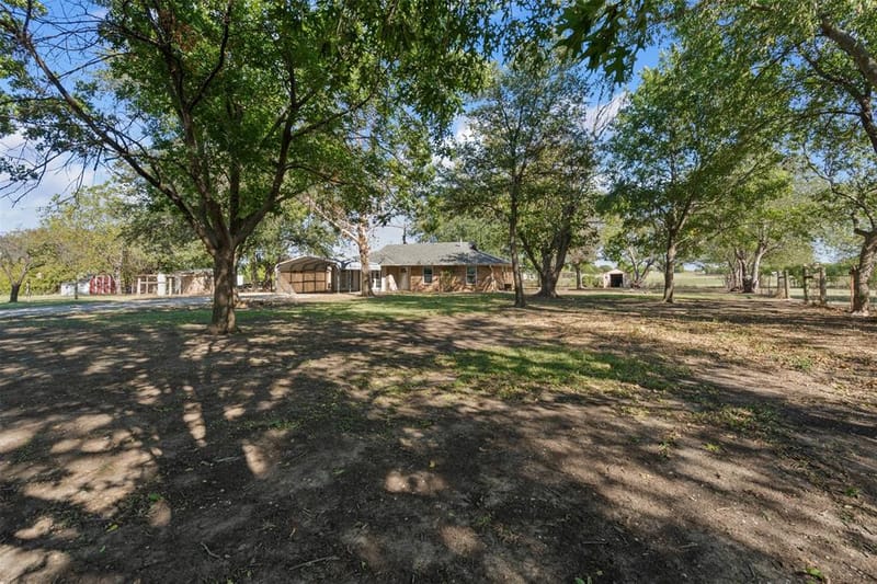 13800 Fm 1384, Justin TX 76247 - Photo 5