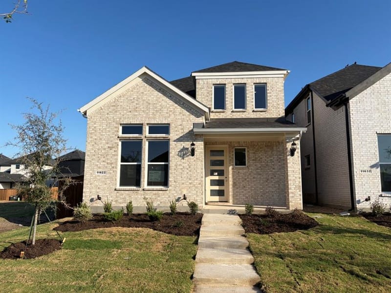 11622 Empress Drive, Frisco TX 75035 - Photo 2